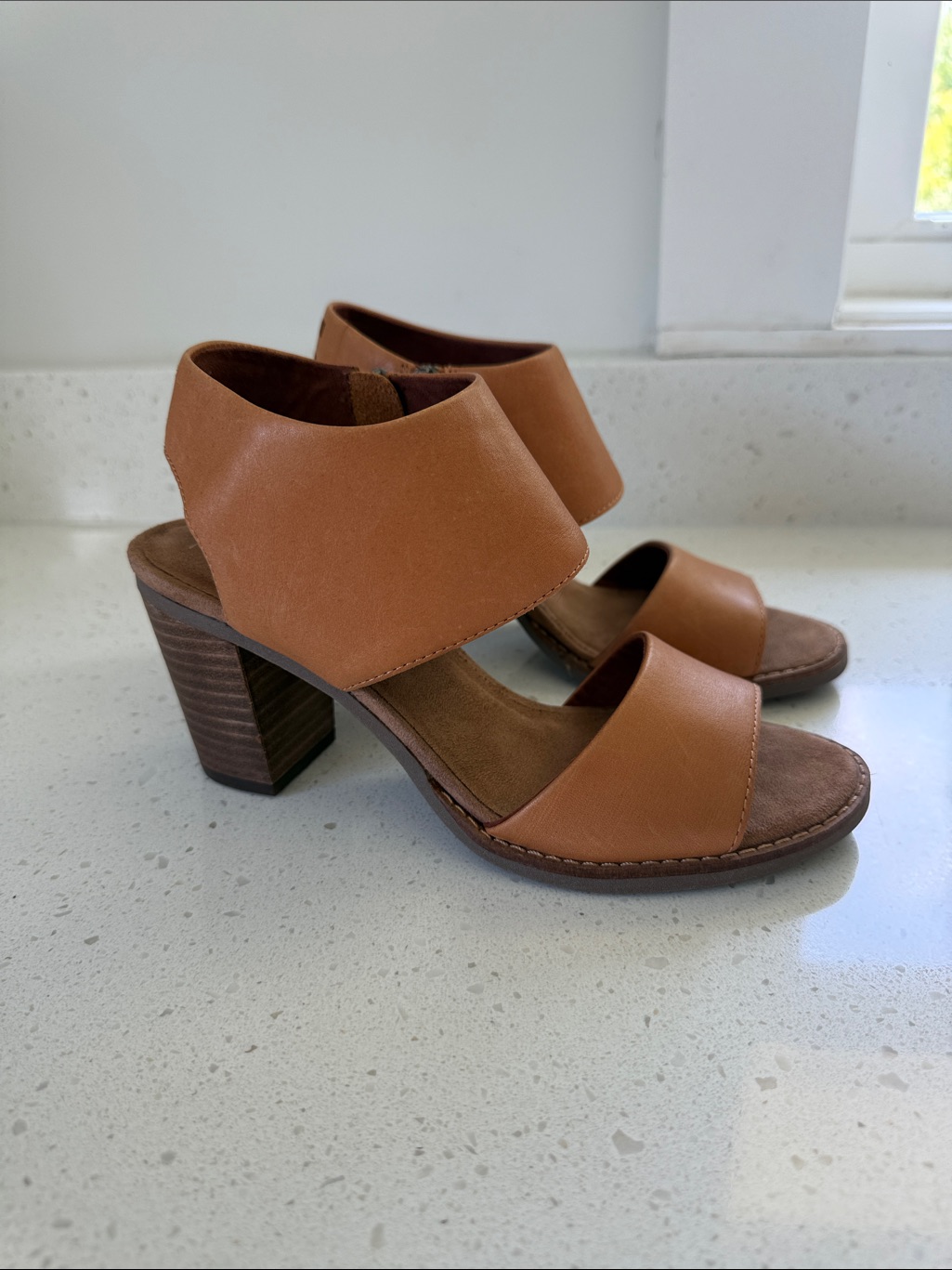 Toms Brown Leather Block Heel Sandals